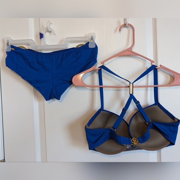 Victoria's Secret Swimsuit - Picture 11 of 11